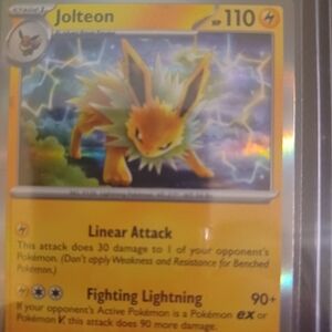 Jolteon Pokémon Card